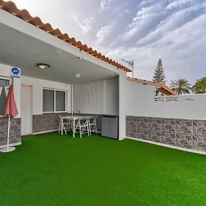 https://new-apartments-in-costa-del-silencio.tenerifehoteles.net